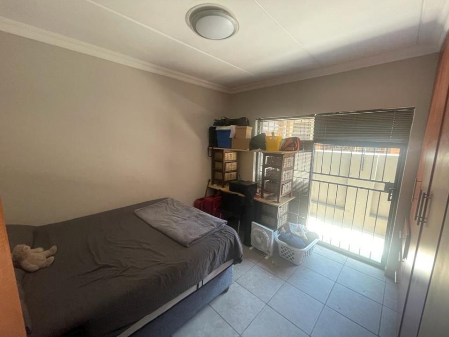 2 Bedroom Property for Sale in Die Bult Western Cape